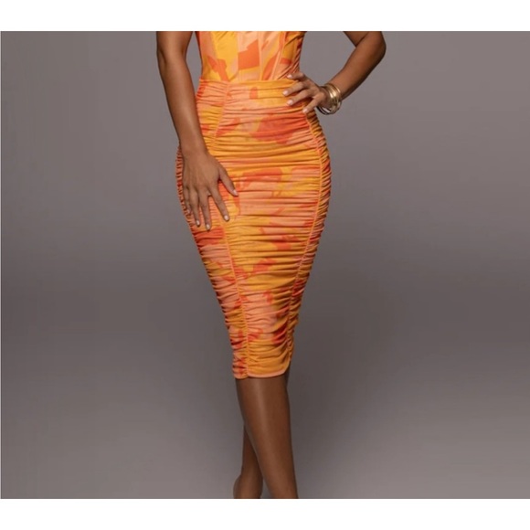 Looking for this: 
JLuxLabel 2 piece corset & skirt set - Picture 2 of 4